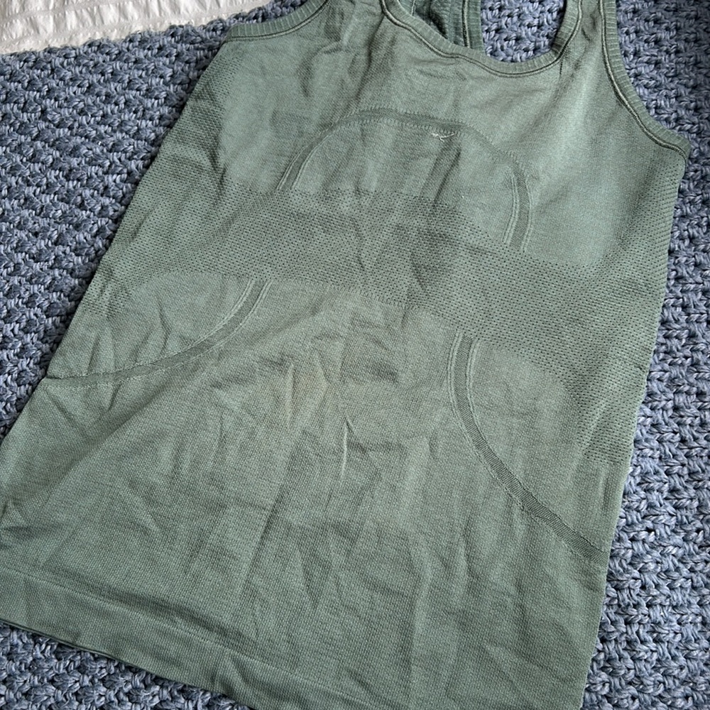 Lululemon Run Swiftly Tech Tank - image 3
